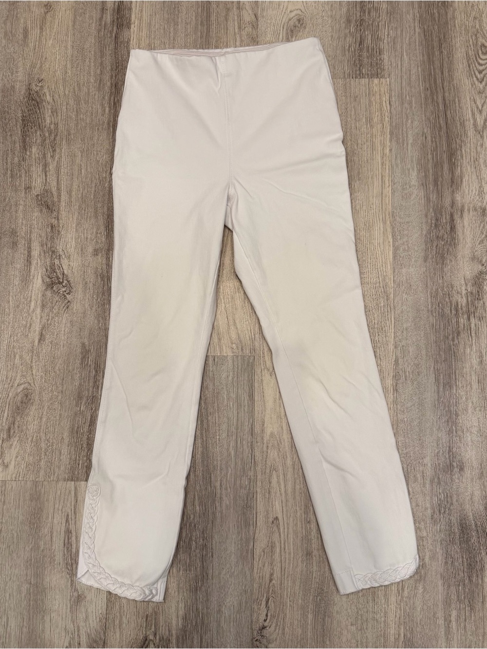 Lysse White Cropped Leggings Size Medium High Rise Lace Trim Pull On Pants